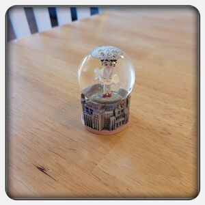 Vintage Betty Boop 1999 King Features Syndicate Mini Snow Globe